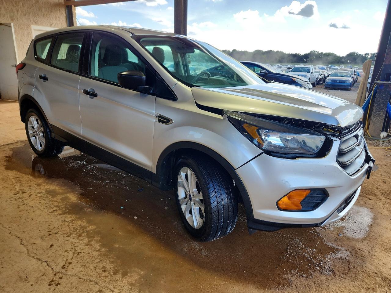 2019 FORD ESCAPE S — снимка 4