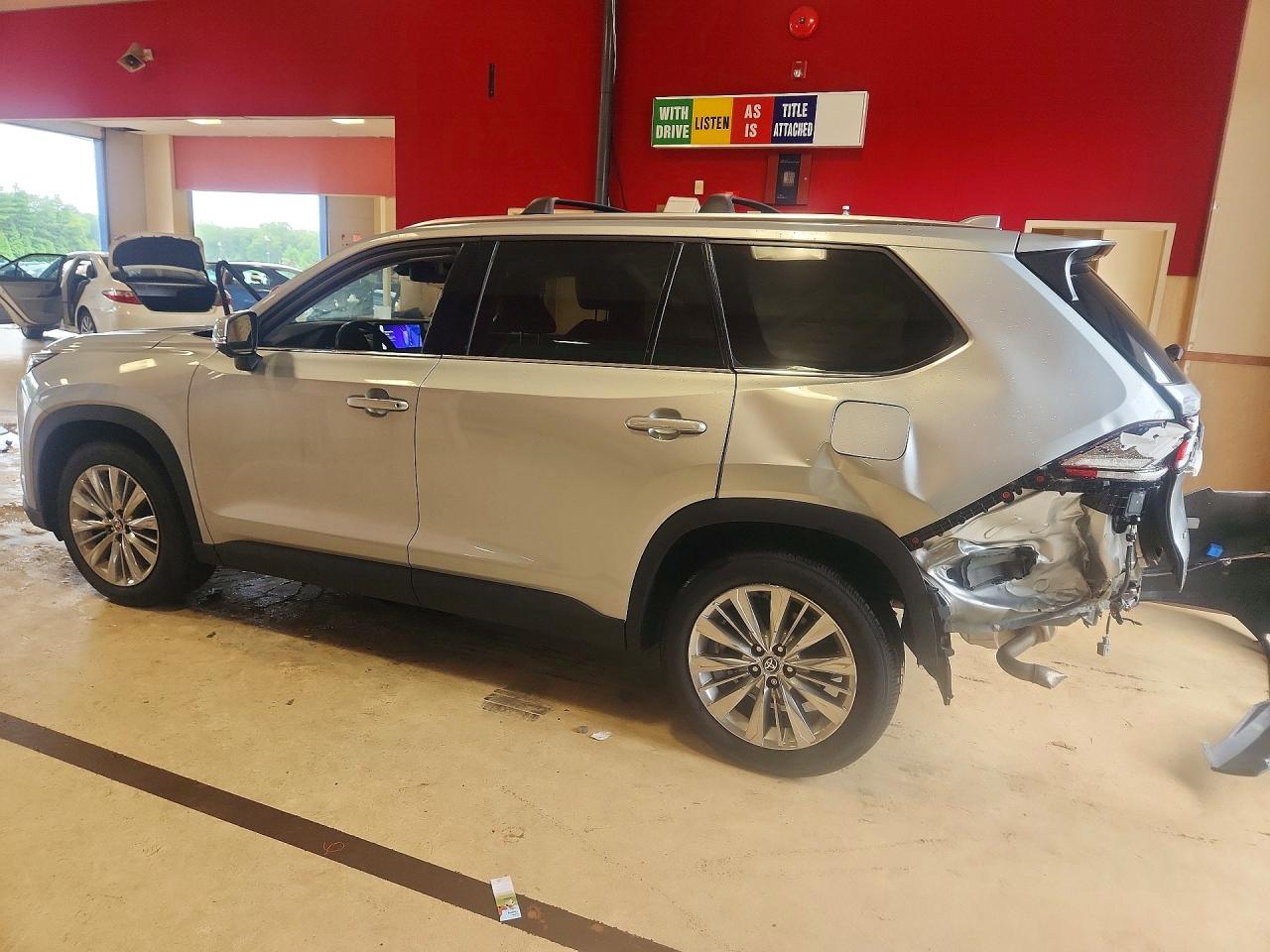 2024 TOYOTA GRAND HIGHLANDER PLATINUM — снимка 2