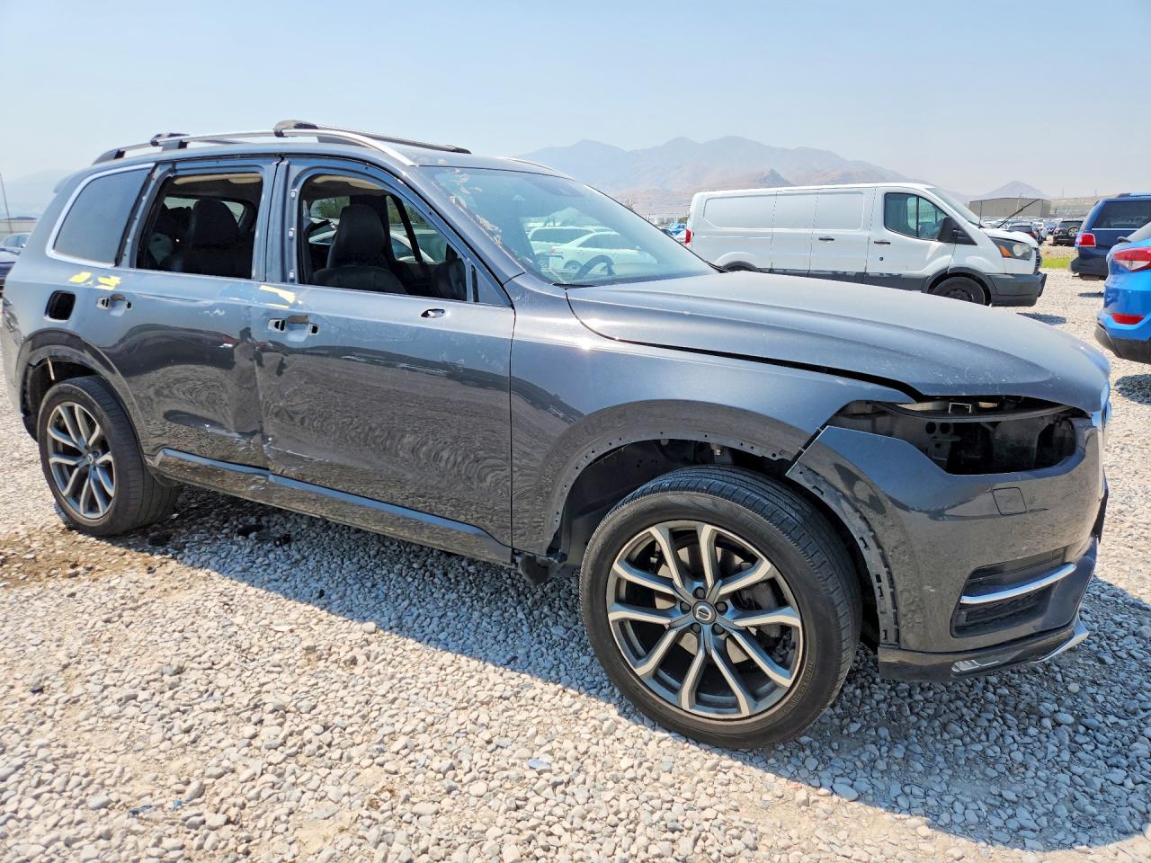 2017 VOLVO XC90 T6 — снимка 4