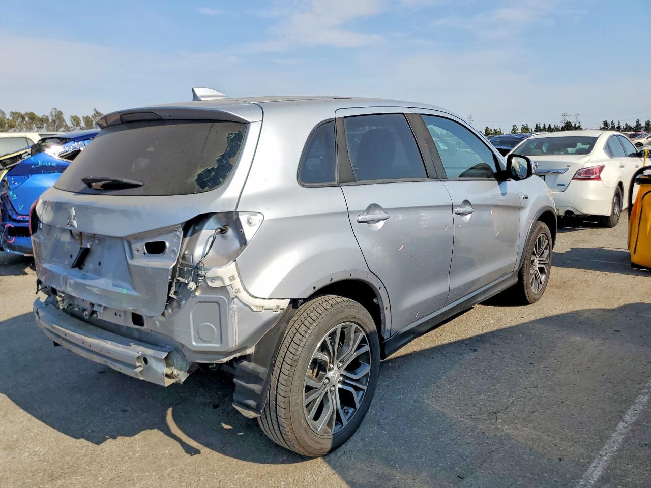 2017 MITSUBISHI OUTLANDER SPORT ES — снимка 3