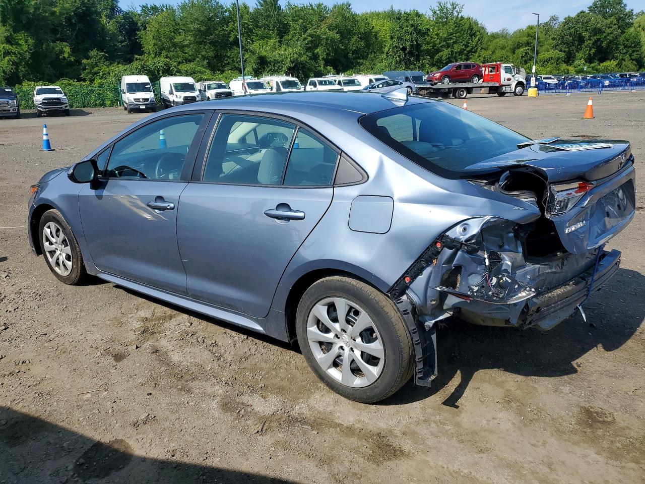 2021 TOYOTA COROLLA LE — снимка 2