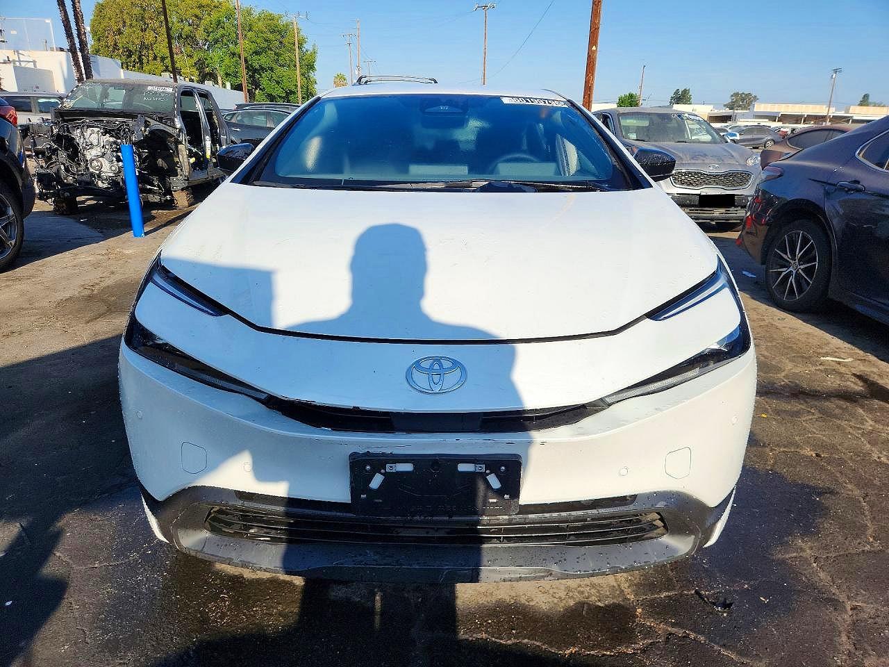 2025 TOYOTA PRIUS LE — снимка 5