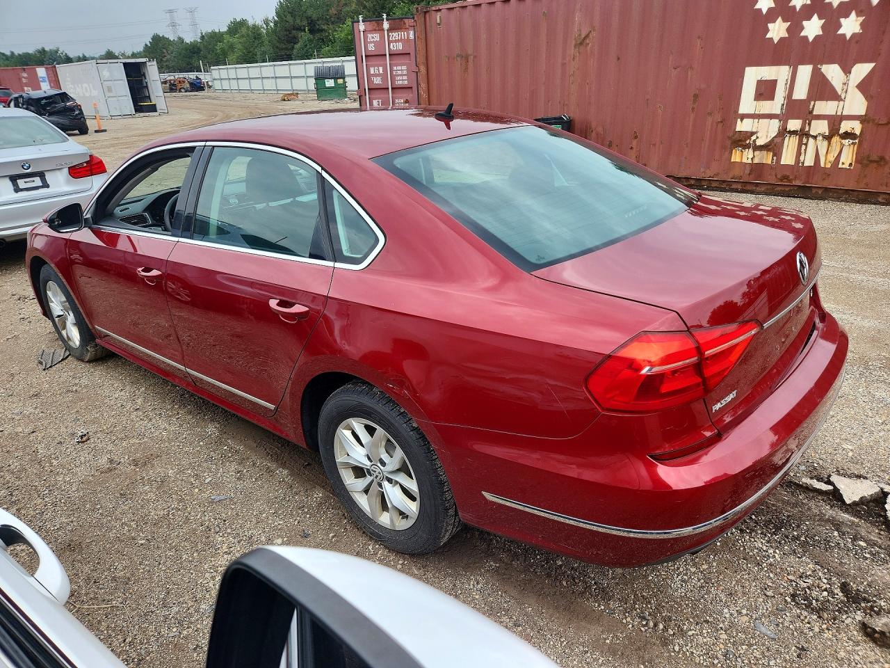 2016 VOLKSWAGEN PASSAT S — снимка 2