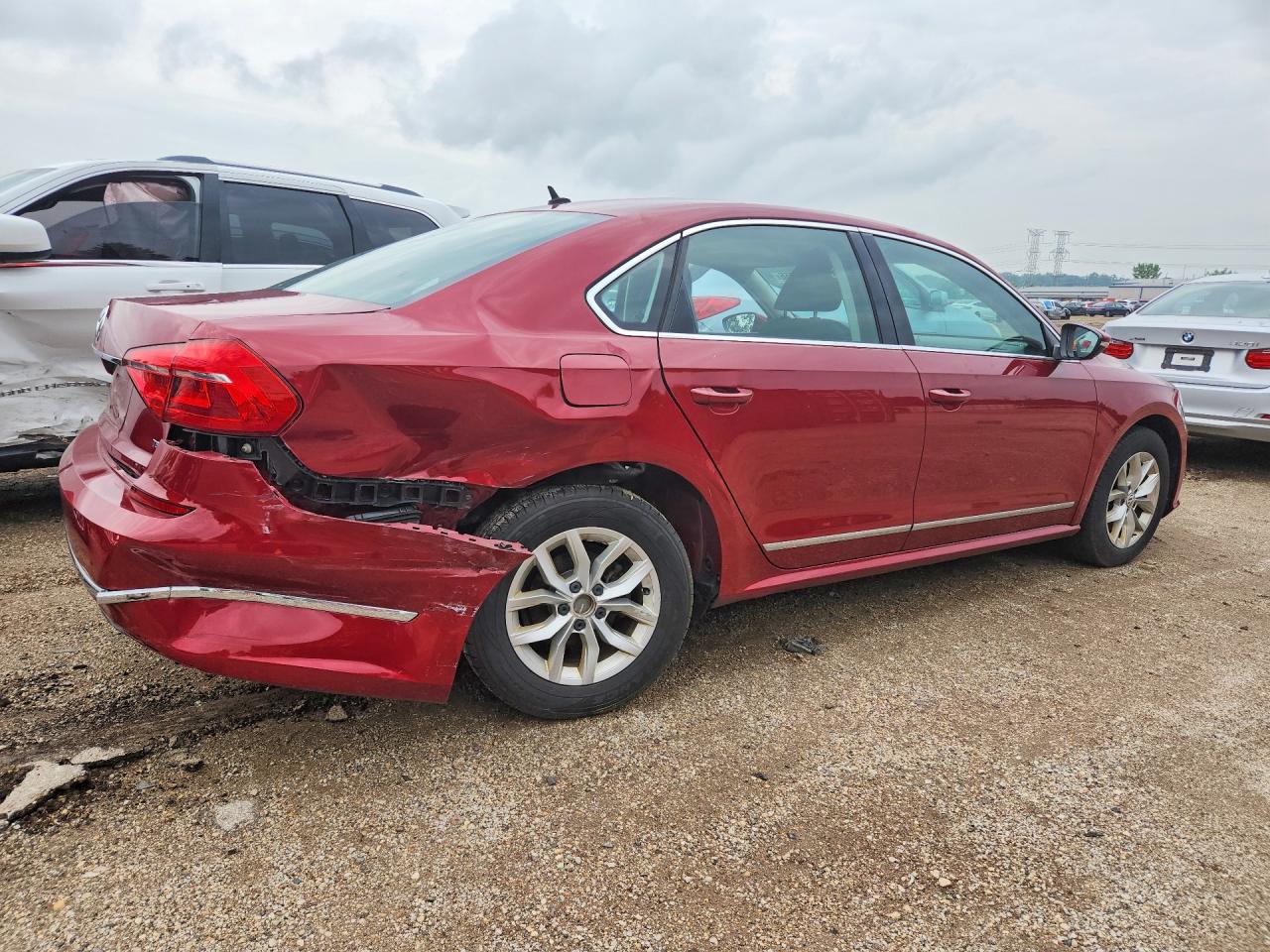 2016 VOLKSWAGEN PASSAT S — снимка 3