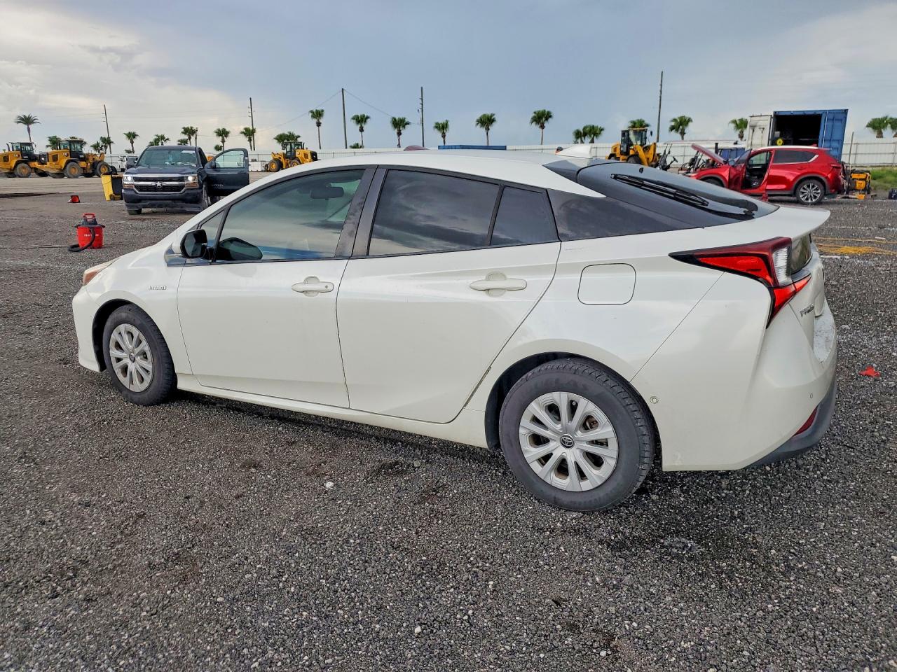 2019 TOYOTA PRIUS LE — снимка 2