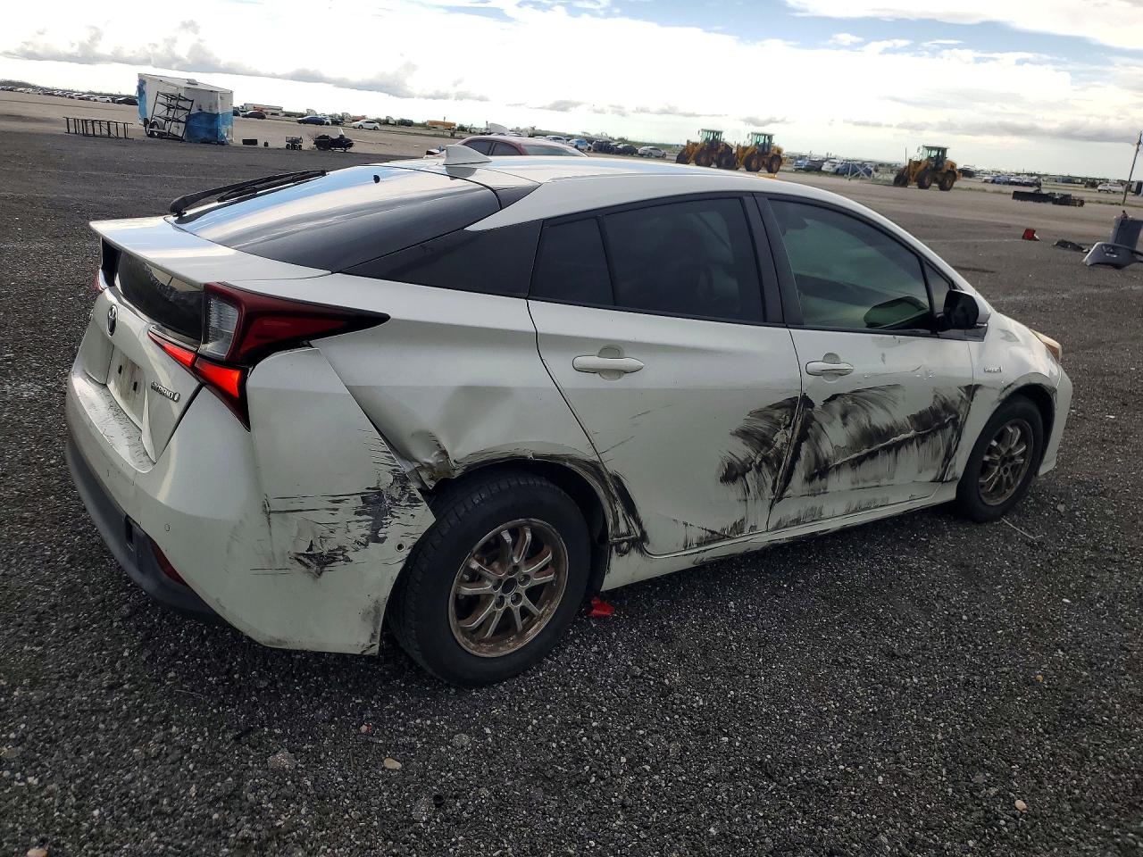 2019 TOYOTA PRIUS LE — снимка 3