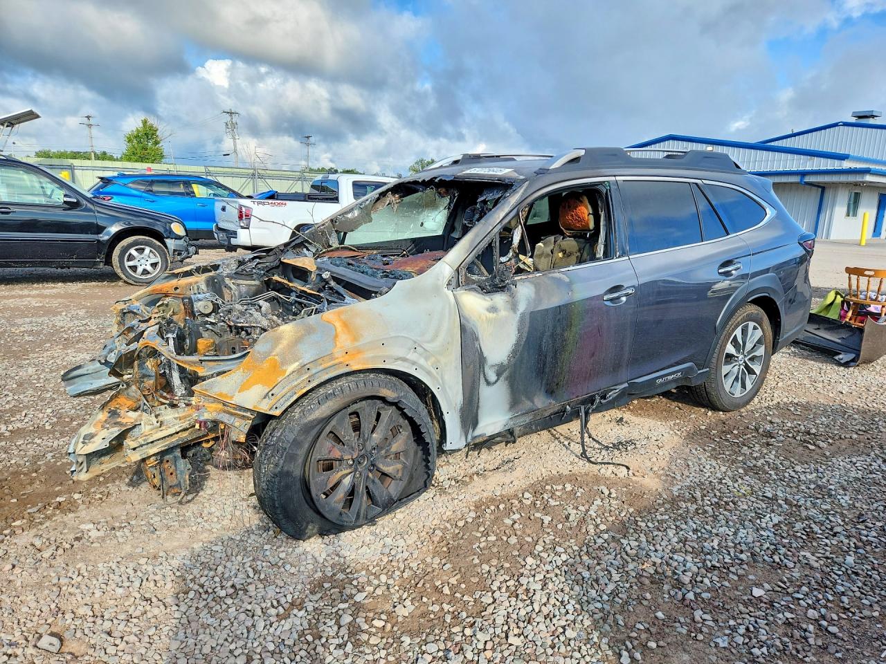 2023 SUBARU OUTBACK TOURING