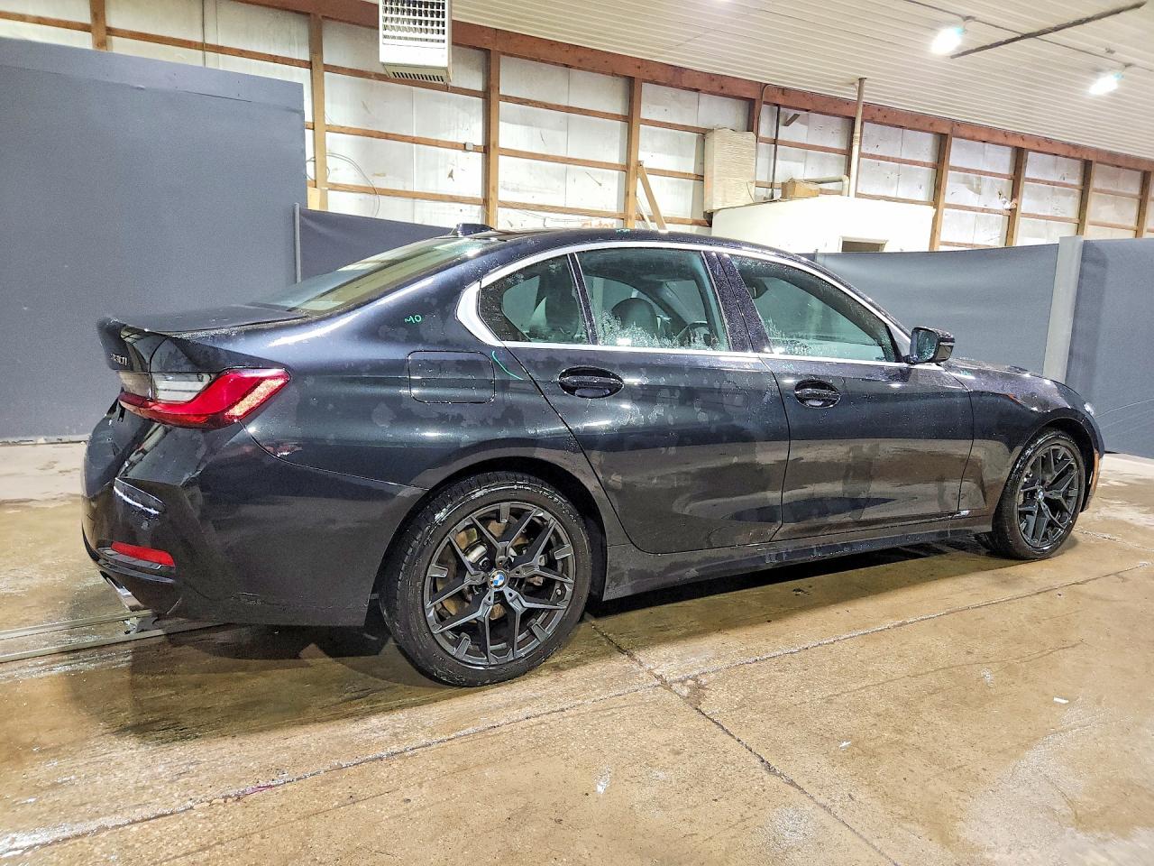 2026 BMW 330XI — снимка 3