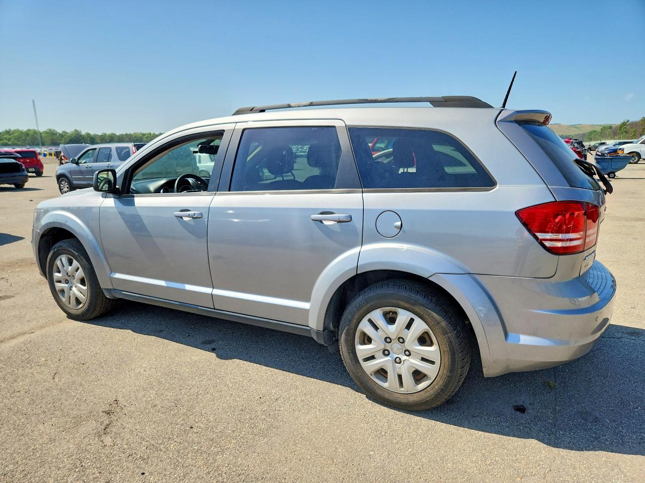 2020 DODGE JOURNEY SE — снимка 2