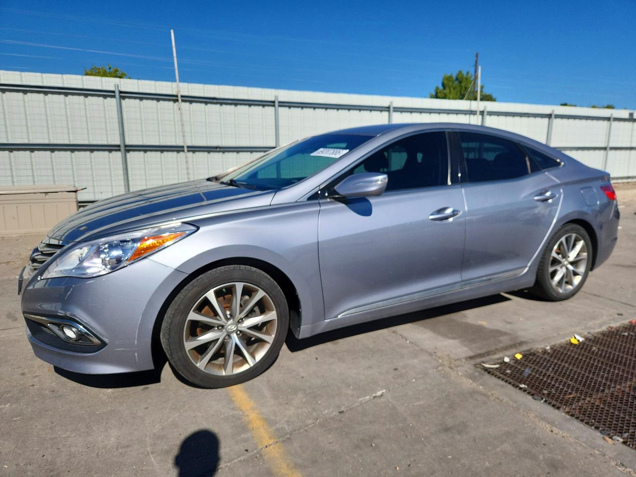 2016 HYUNDAI AZERA BASE