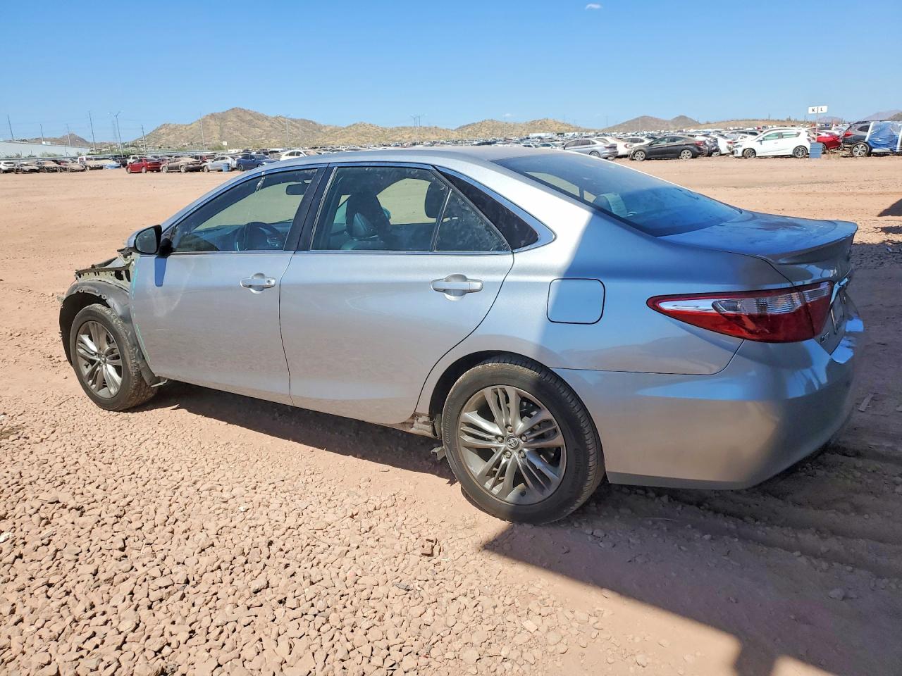 2016 TOYOTA CAMRY SE — снимка 2