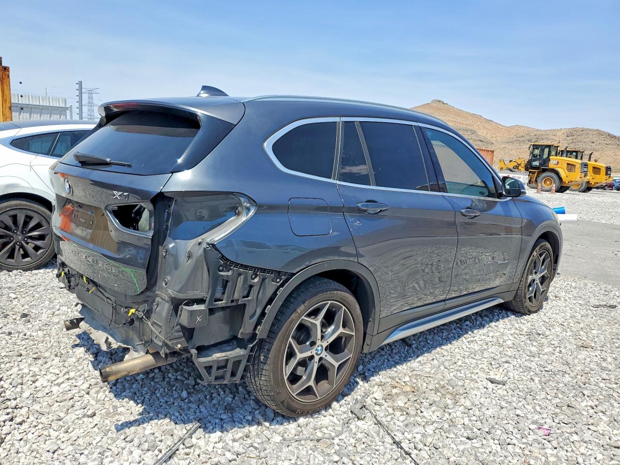 2017 BMW X1 SDRIVE28I — снимка 3