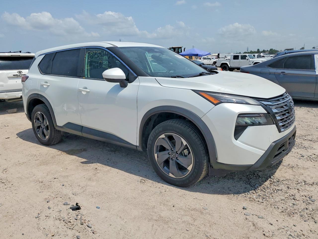 2025 NISSAN ROGUE SV — снимка 4