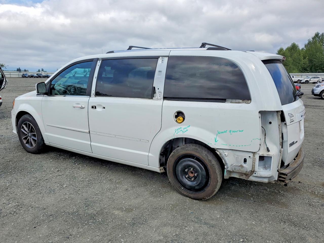 2017 DODGE GRAND CARAVAN SXT — снимка 2