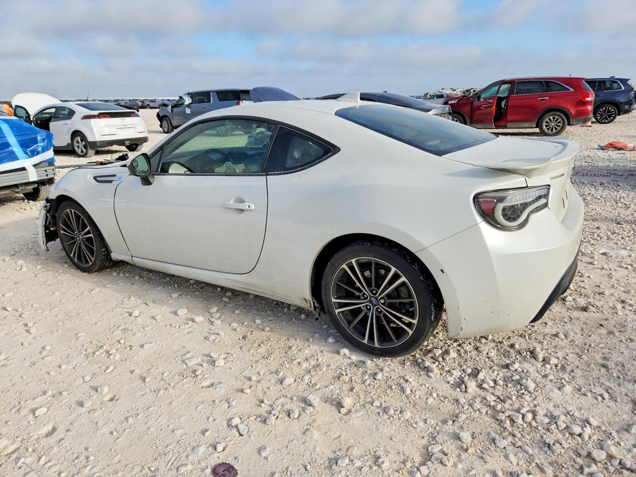 2015 SUBARU BRZ 2.0 LIMITED — снимка 2