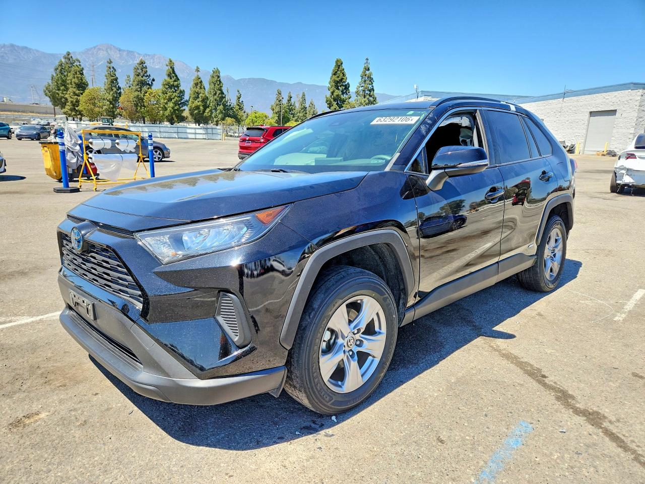 2022 TOYOTA RAV4 LE