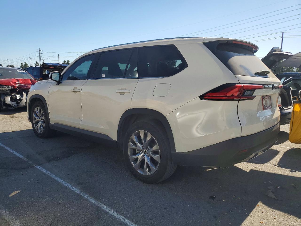 2024 TOYOTA GRAND HIGHLANDER LIMITED — снимка 2
