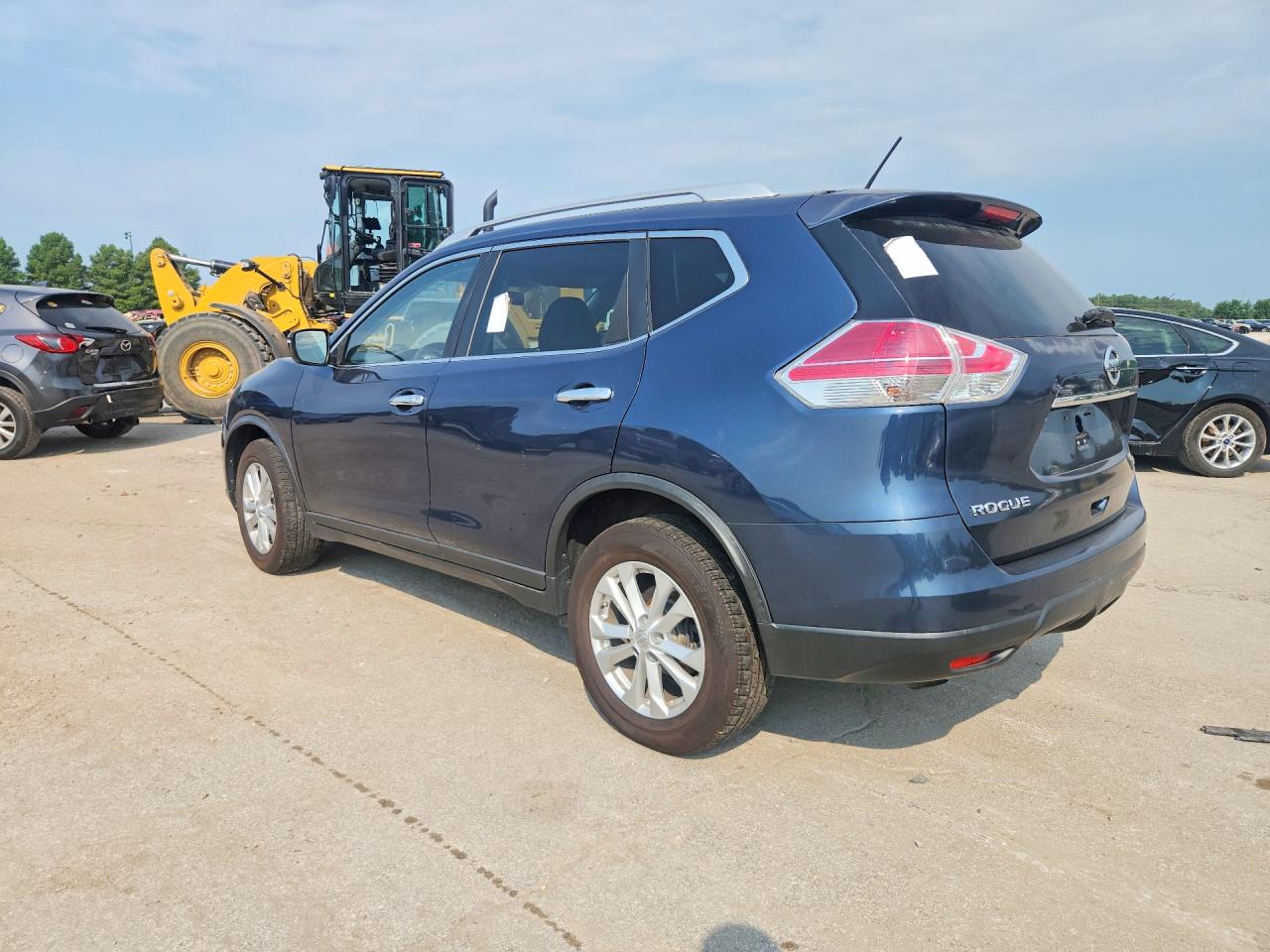 2015 NISSAN ROGUE SV — снимка 2