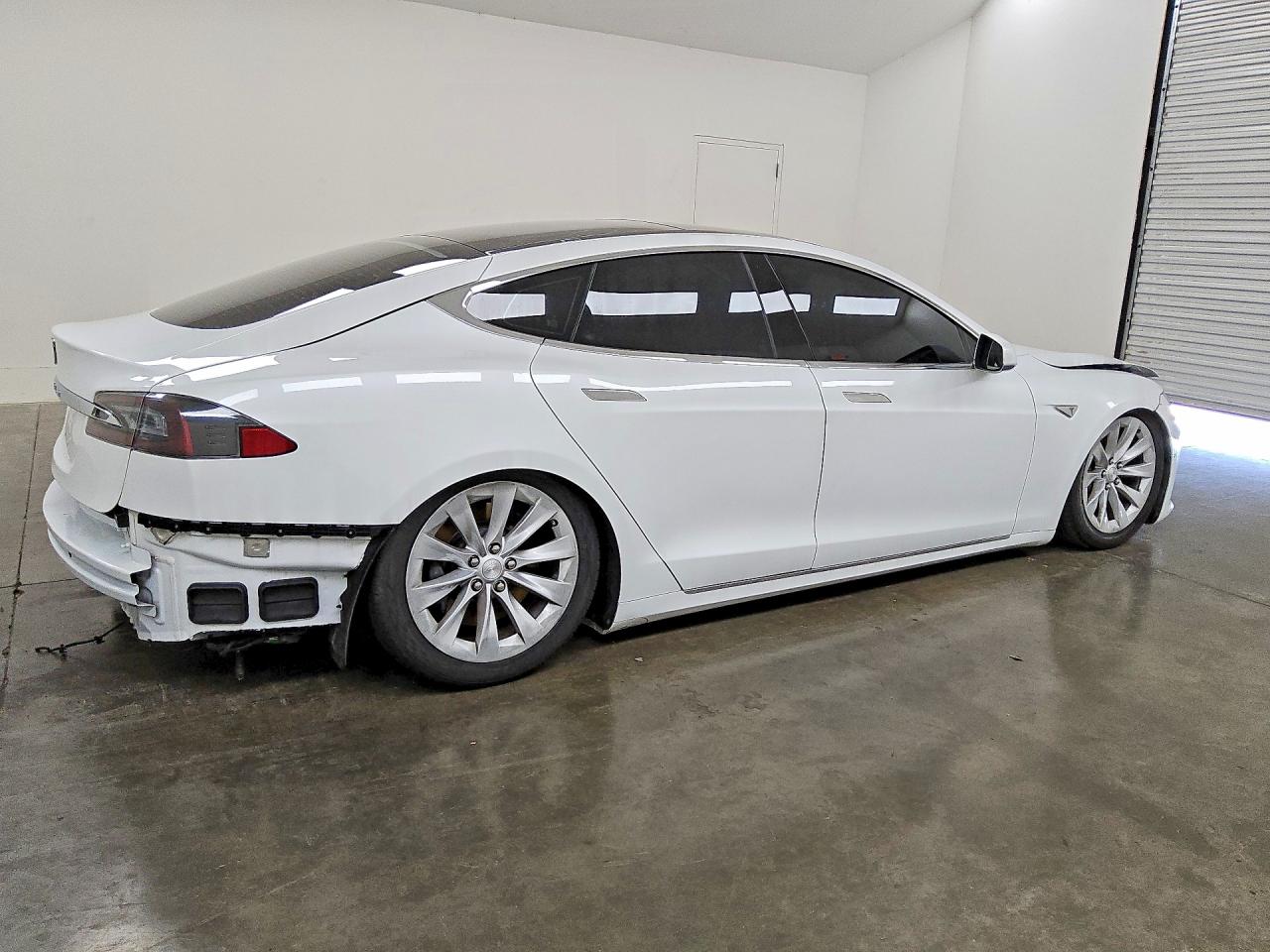 2016 TESLA MODEL S — снимка 3
