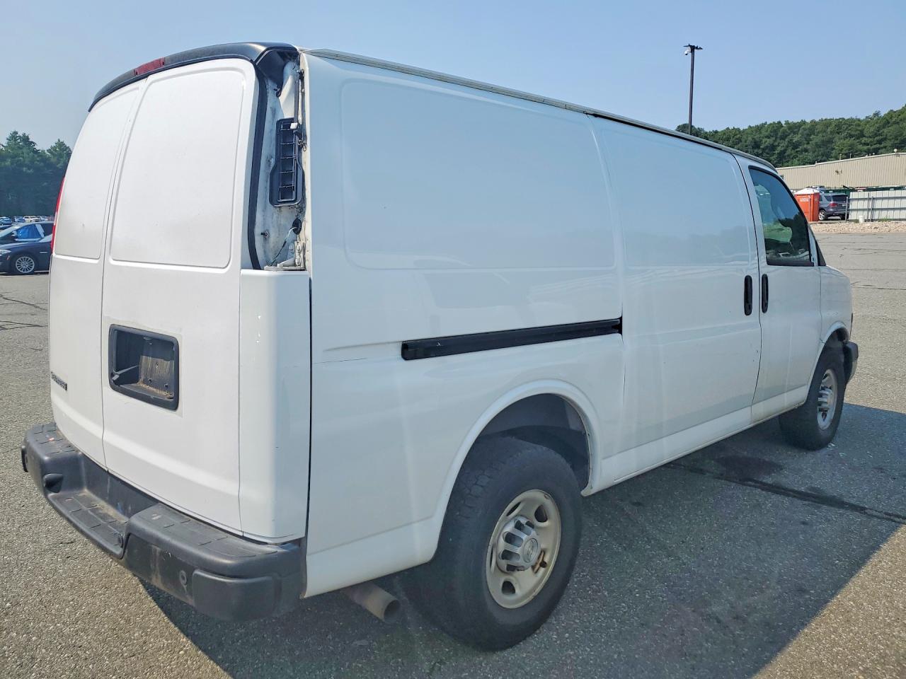 2019 CHEVROLET EXPRESS G2500 — снимка 3
