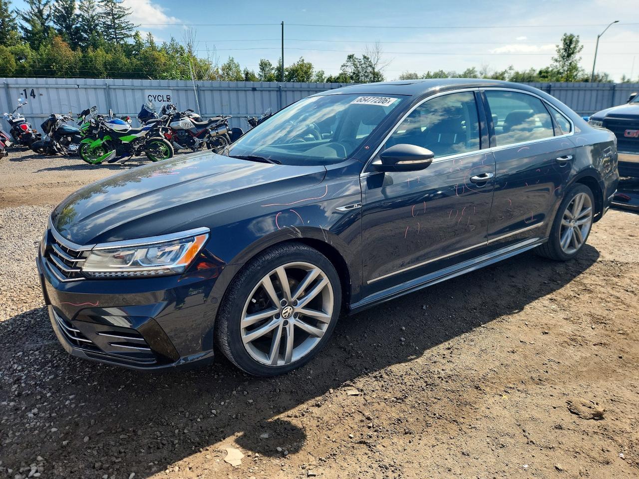2017 VOLKSWAGEN PASSAT HIGHLINE W/ R-LINE