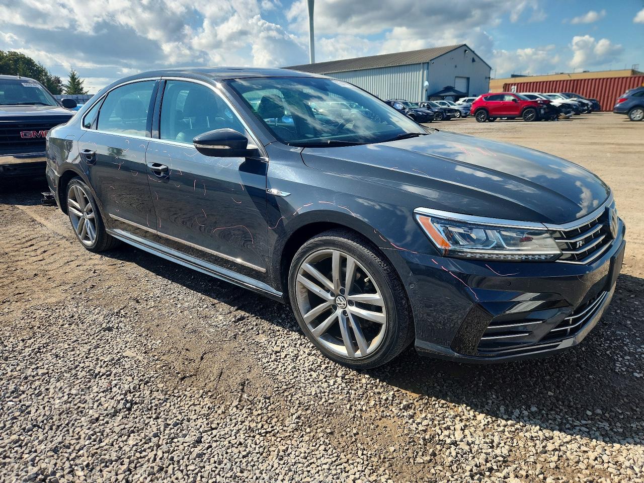 2017 VOLKSWAGEN PASSAT HIGHLINE W/ R-LINE — снимка 4