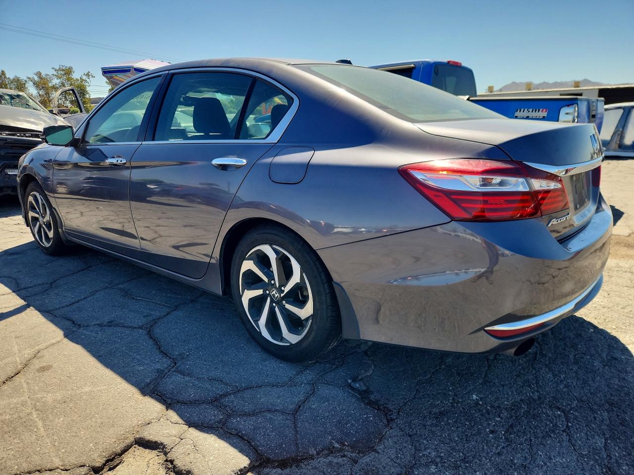 2017 HONDA ACCORD EXL — снимка 2