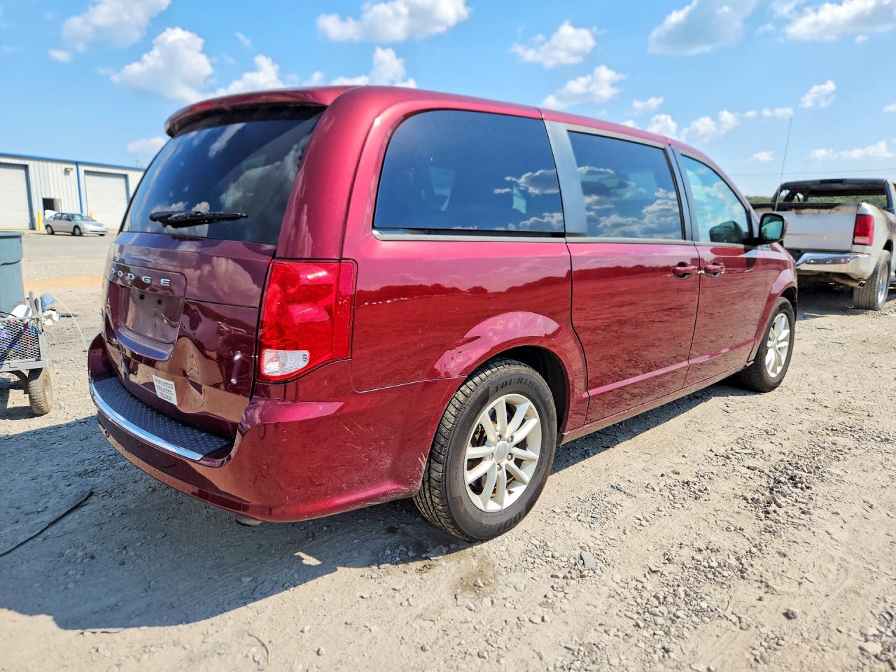 2020 DODGE GRAND CARAVAN SE — photo 3