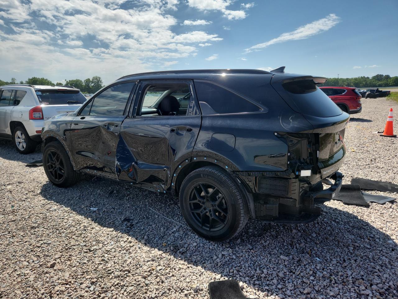 2023 KIA SORENTO S — снимка 2