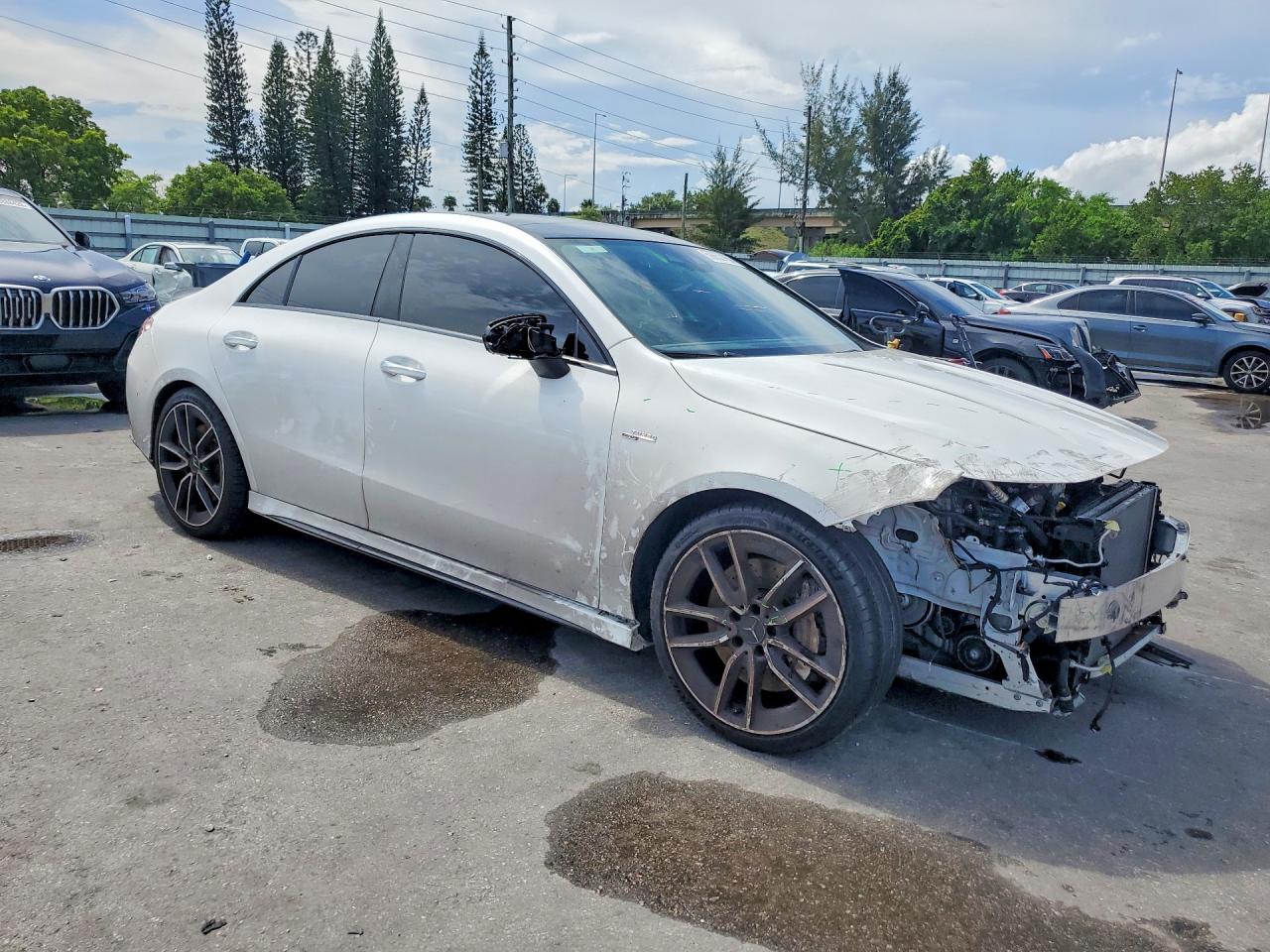 2024 MERCEDES-BENZ CLA AMG 35 4MATIC — снимка 4