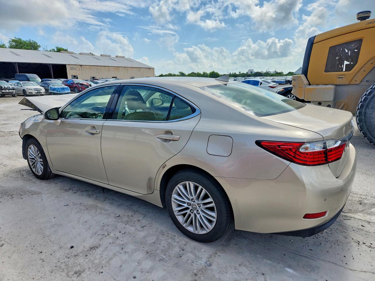 2015 LEXUS ES 350 — снимка 2