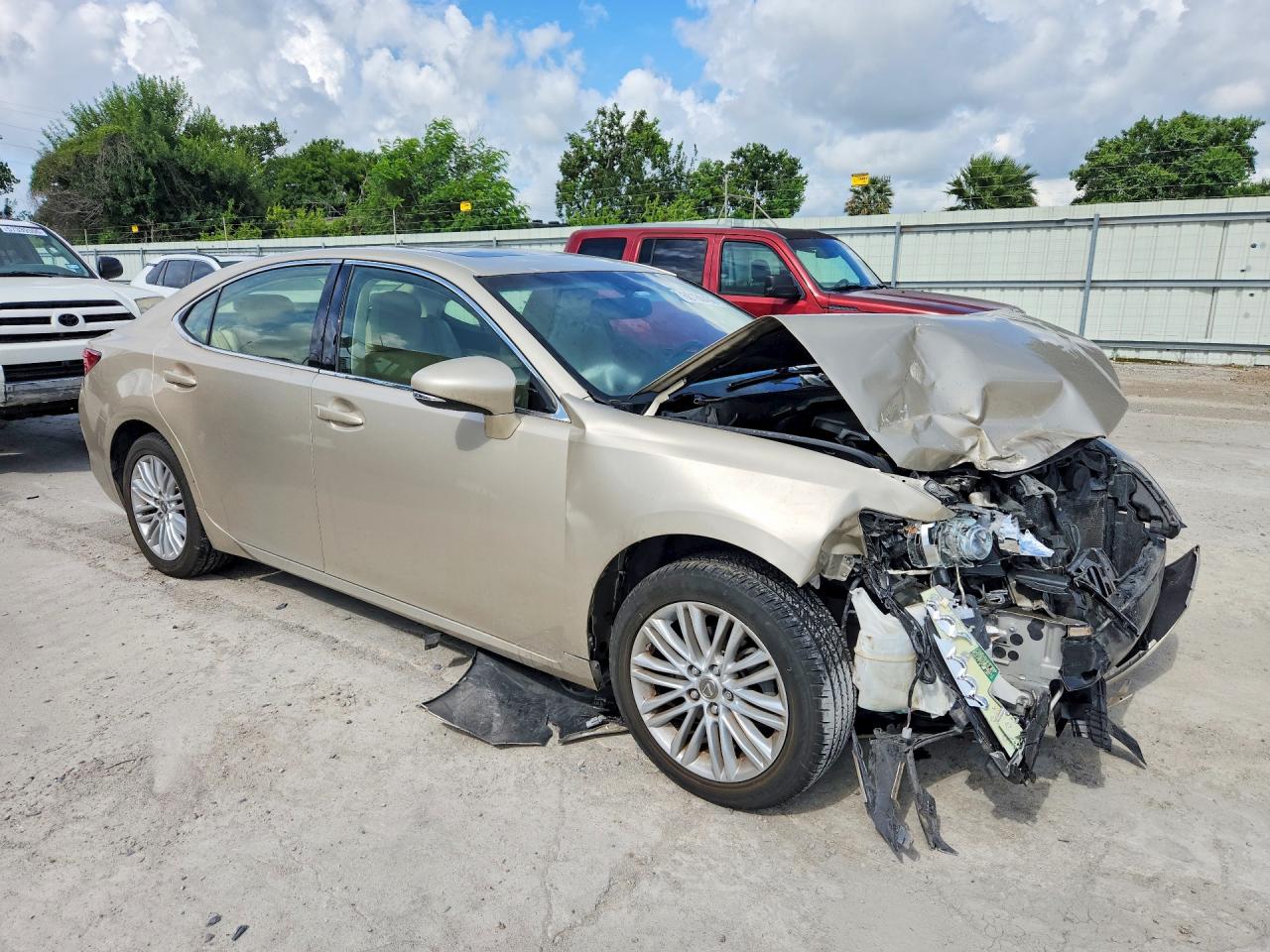 2015 LEXUS ES 350 — снимка 4