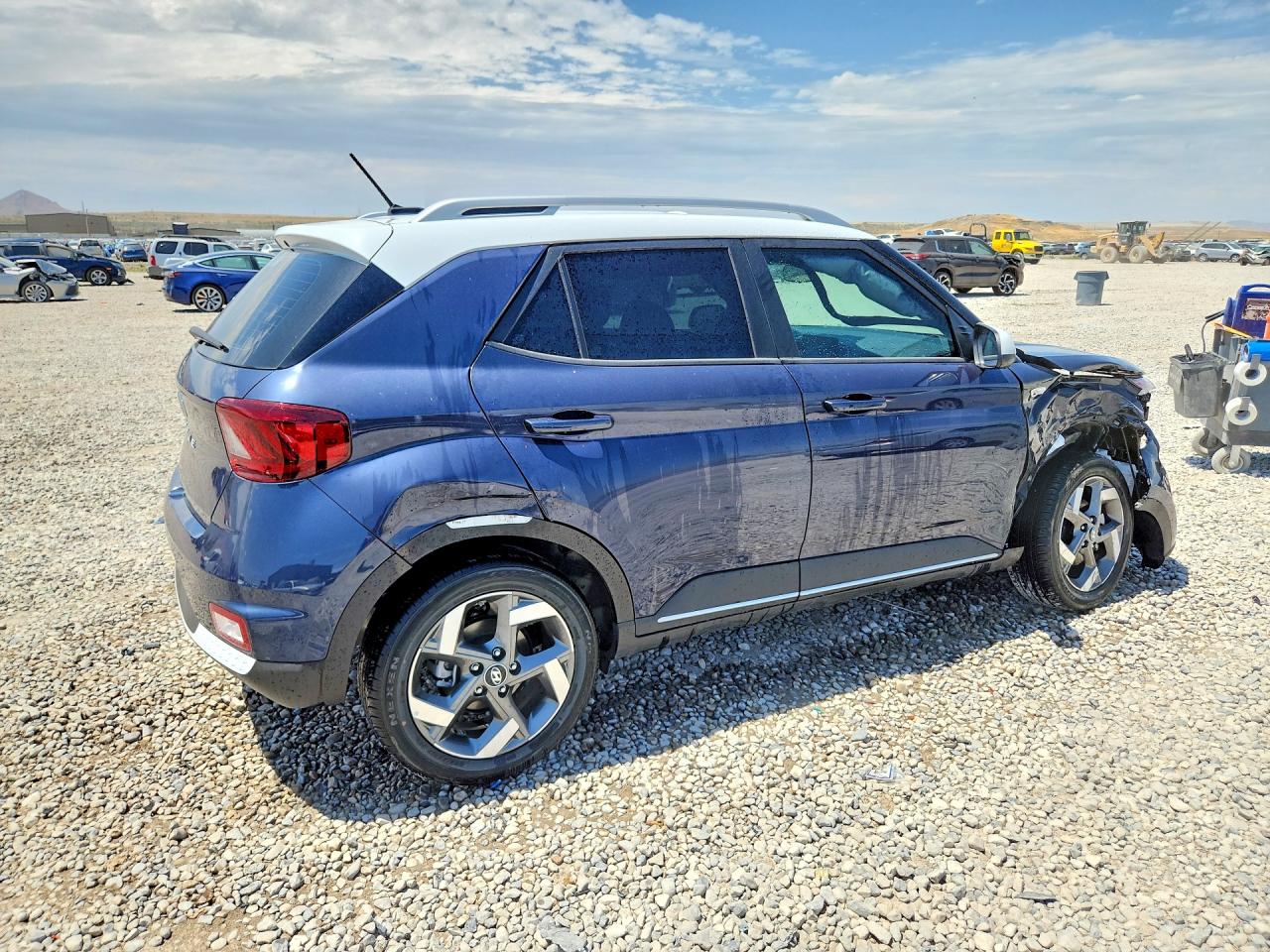 2025 HYUNDAI VENUE LIMITED — снимка 3