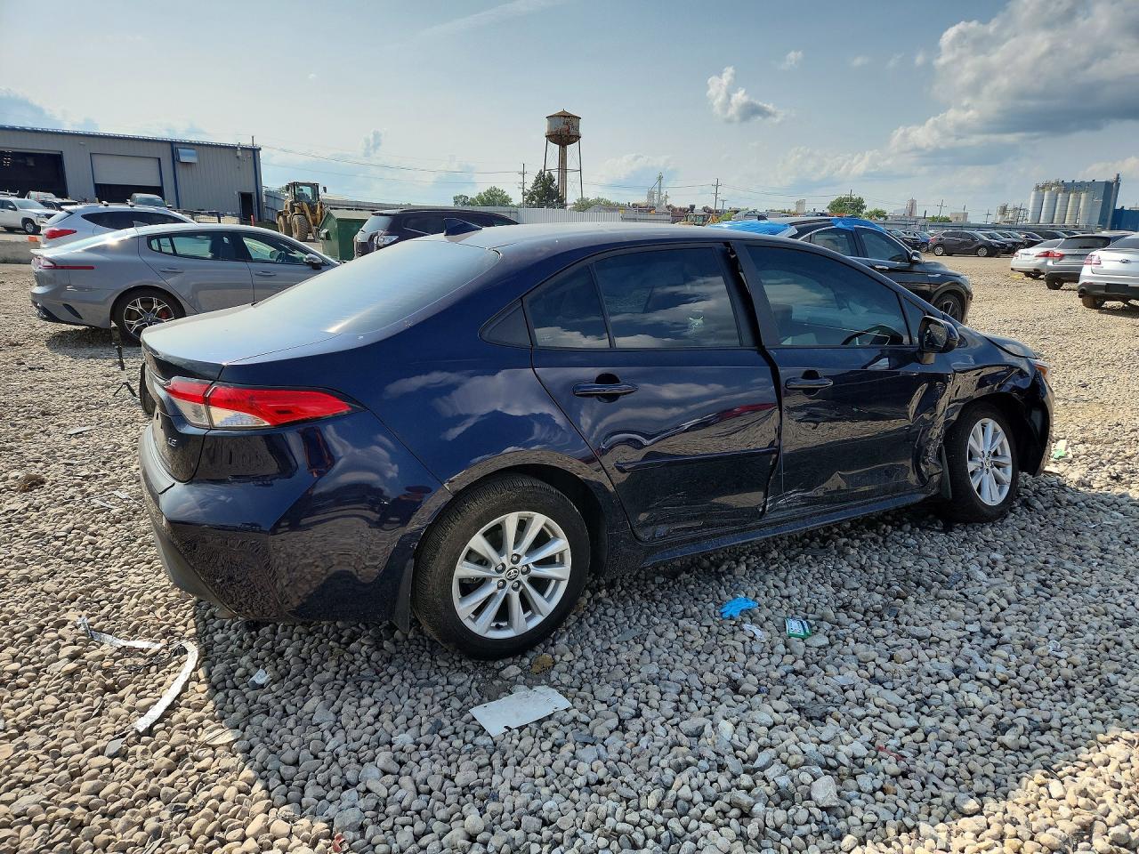 2025 TOYOTA COROLLA LE — снимка 3