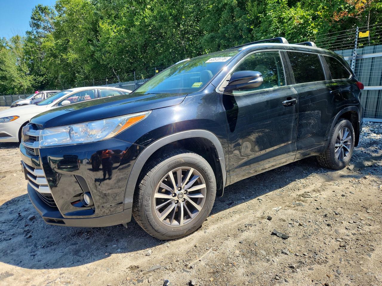 2018 TOYOTA HIGHLANDER XLE