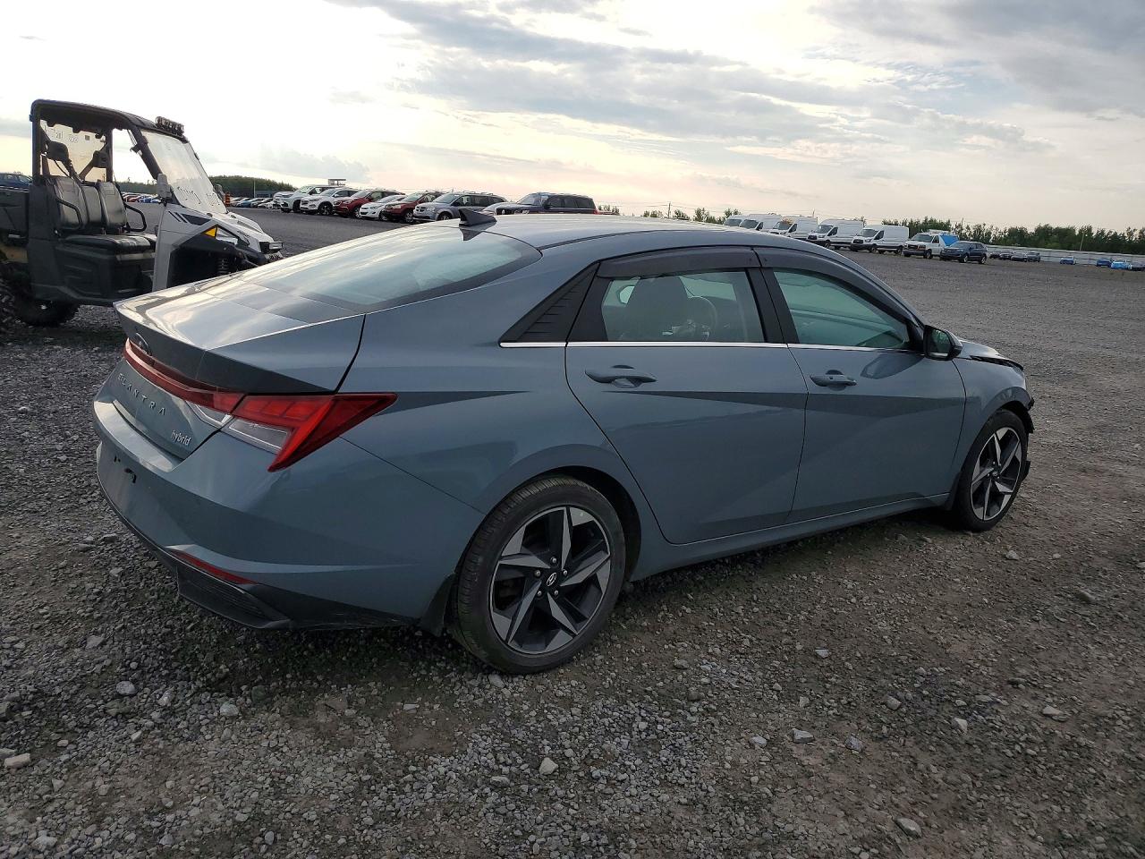 2023 HYUNDAI ELANTRA LIMITED — снимка 3