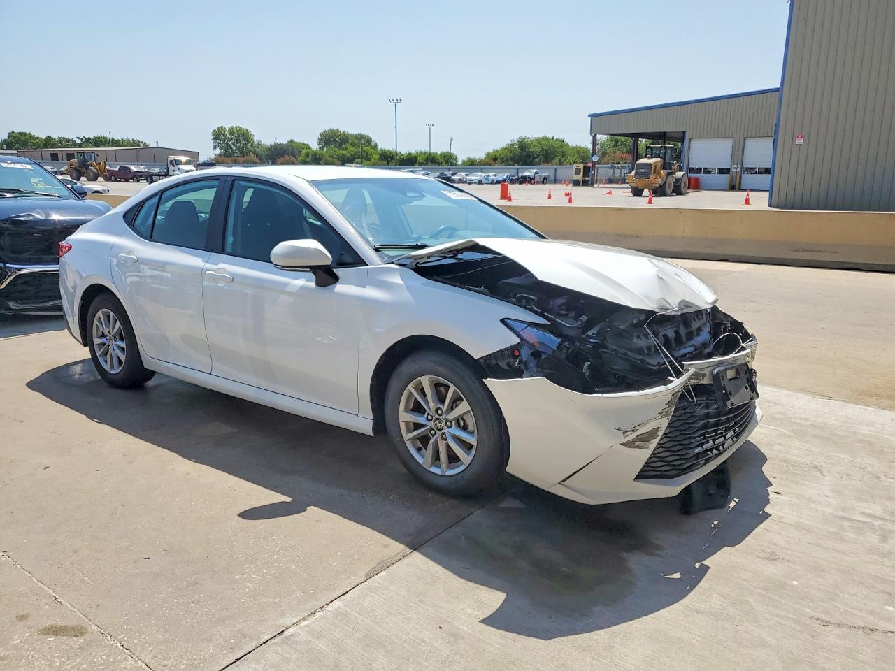 2025 TOYOTA CAMRY LE — снимка 4