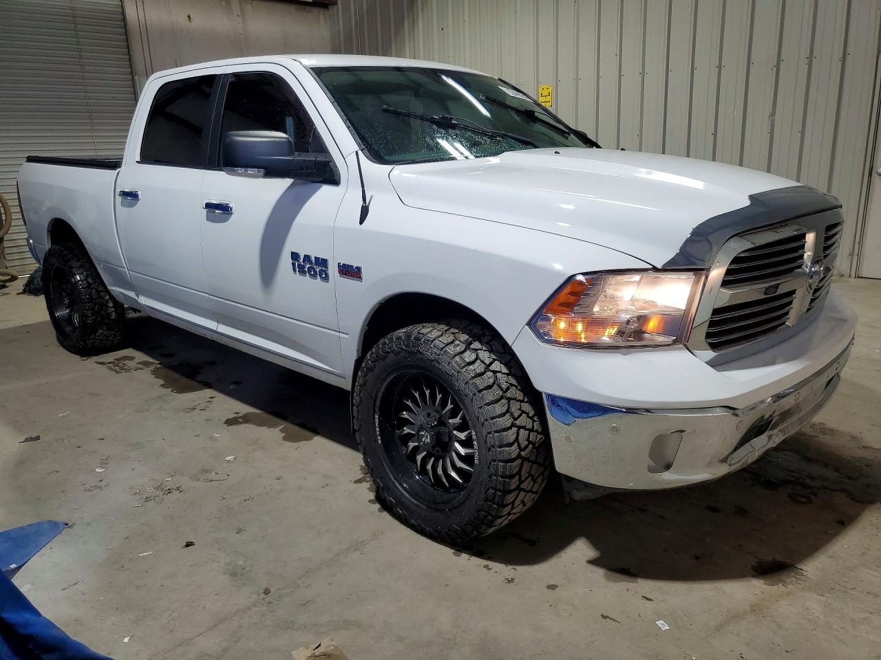 2017 RAM 1500 SLT — снимка 4