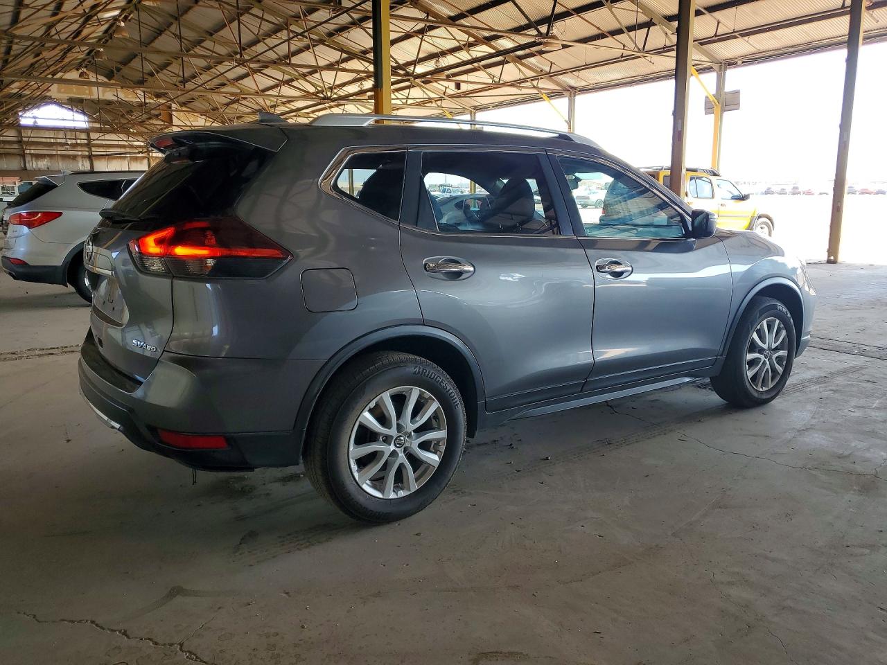 2017 NISSAN ROGUE SV — снимка 3