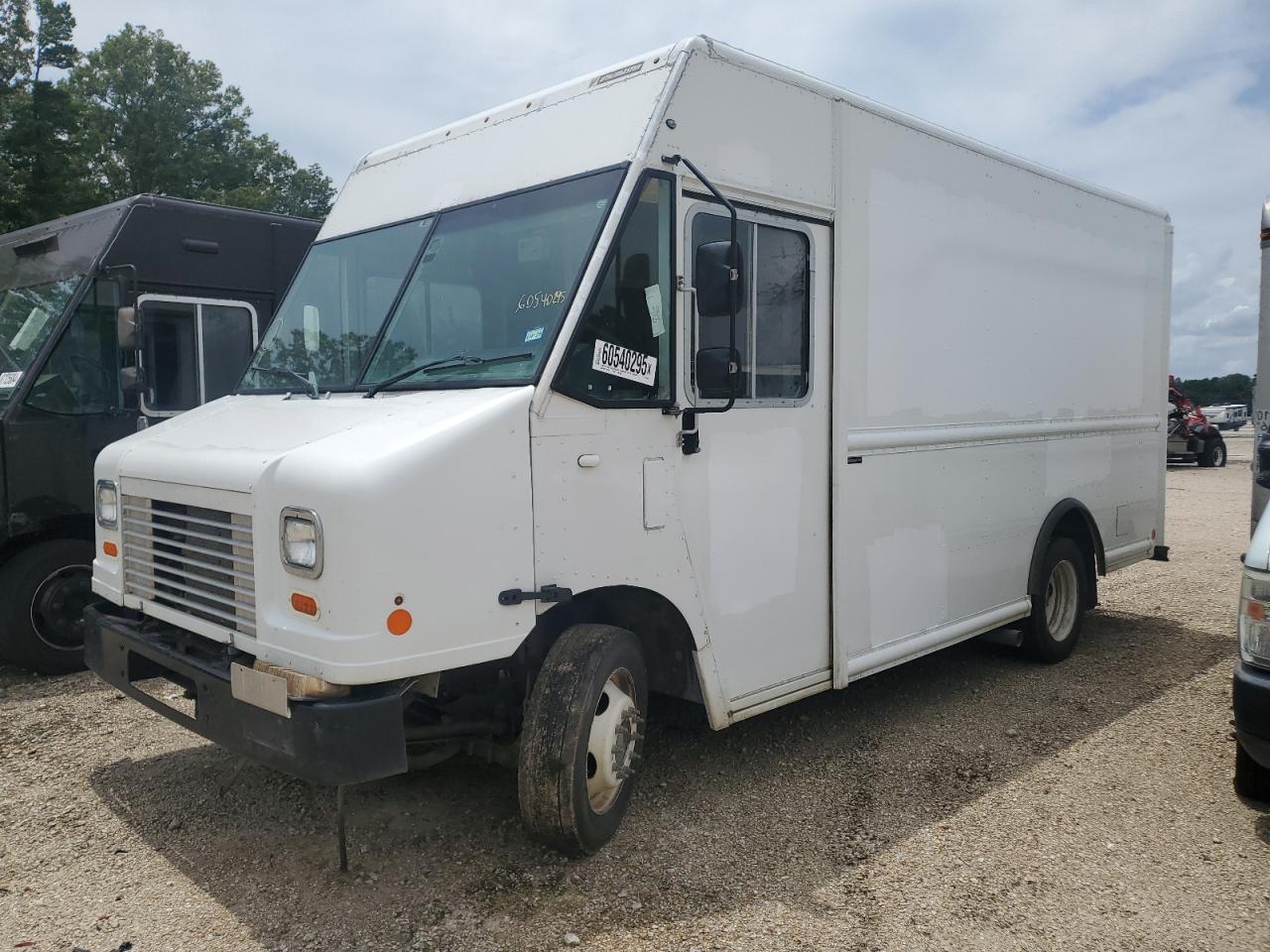2021 FORD F59