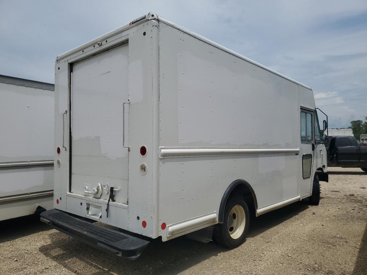 2021 FORD F59 — снимка 3