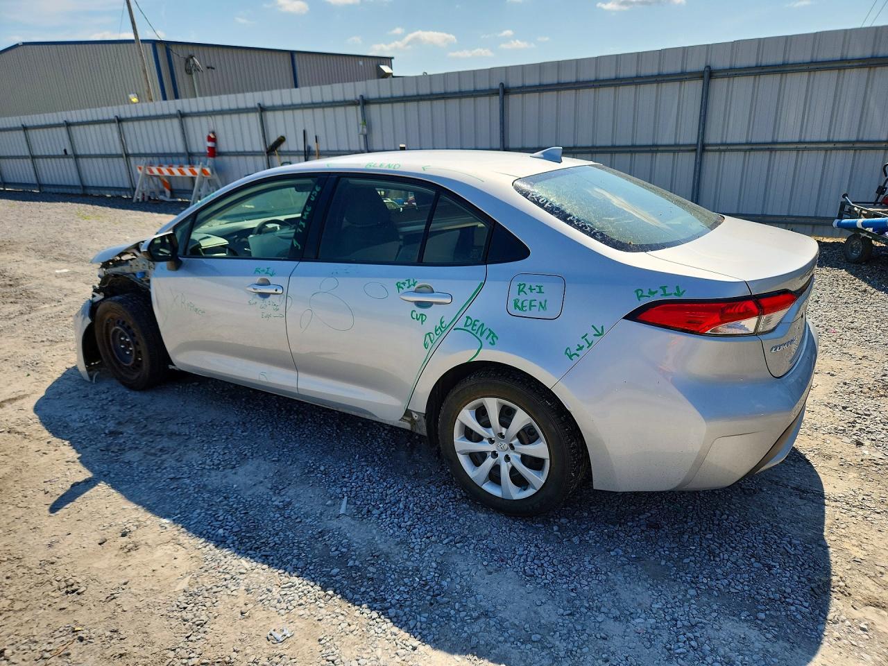 2022 TOYOTA COROLLA LE — снимка 2