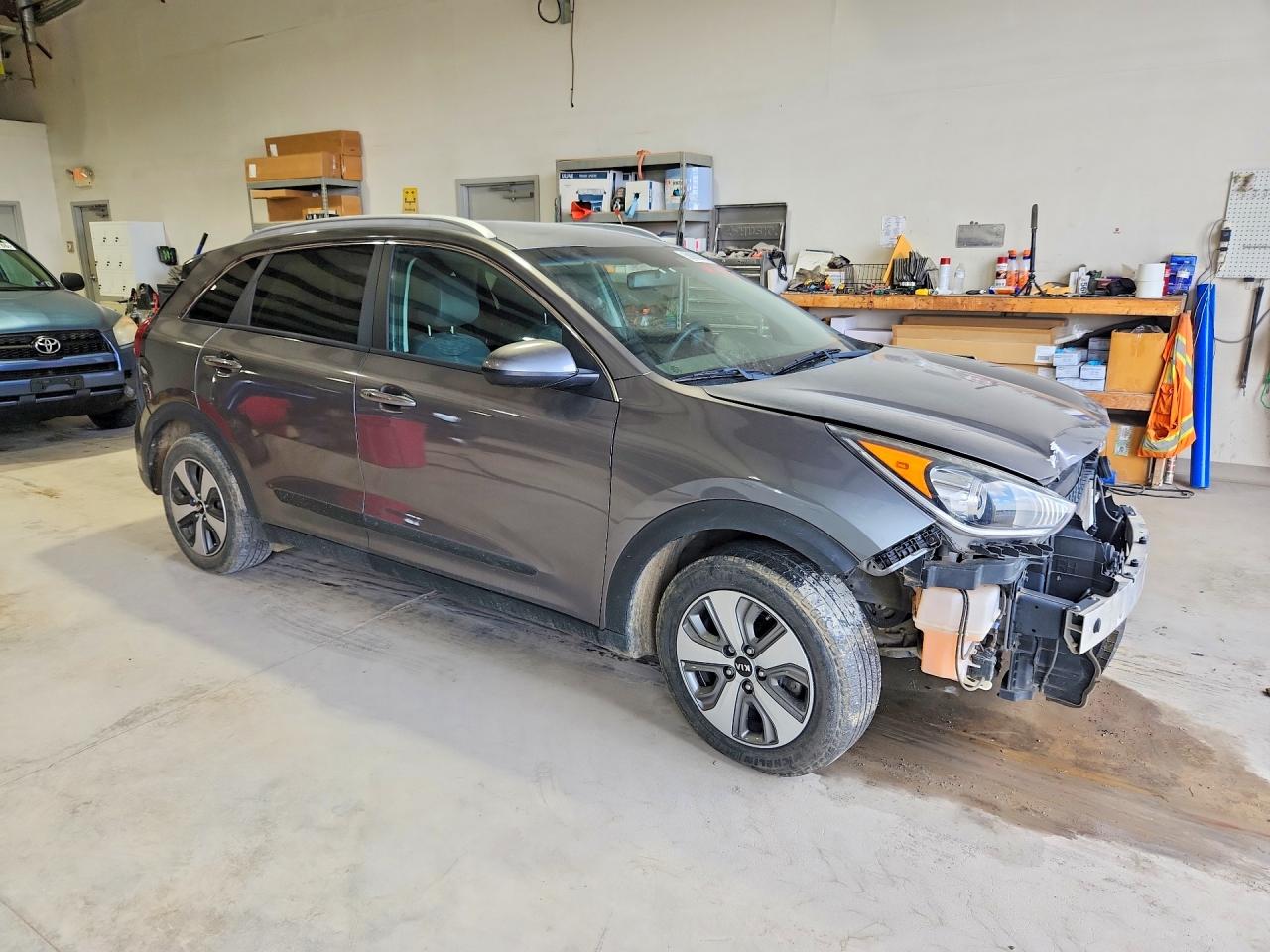 2017 KIA NIRO LX — снимка 4