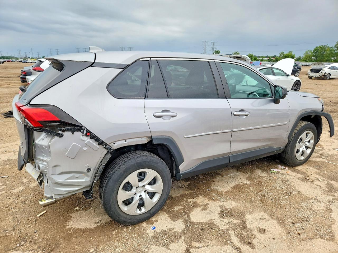2022 TOYOTA RAV4 LE — снимка 3