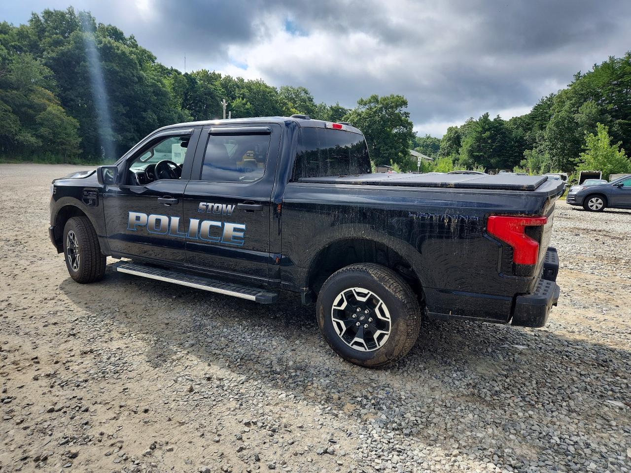 2023 FORD F150 LIGHTNING PRO — снимка 2