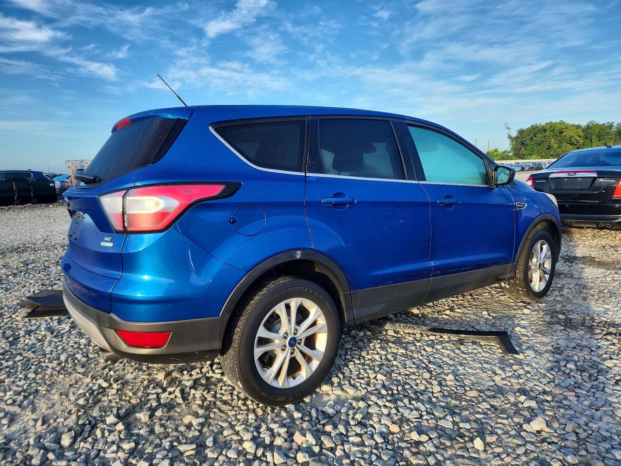 2017 FORD ESCAPE SE — снимка 3