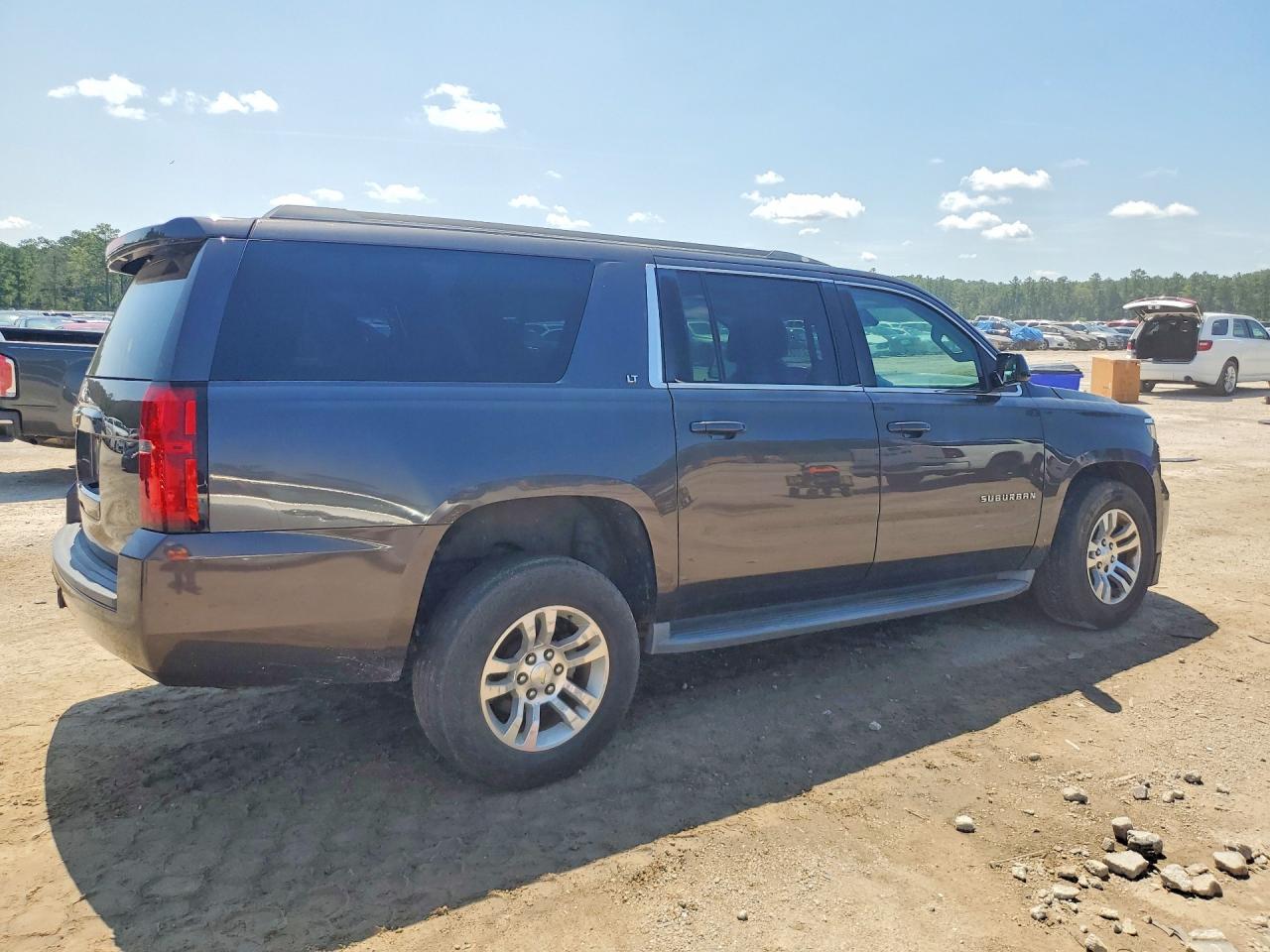 2016 CHEVROLET SUBURBAN K1500 LT — снимка 3