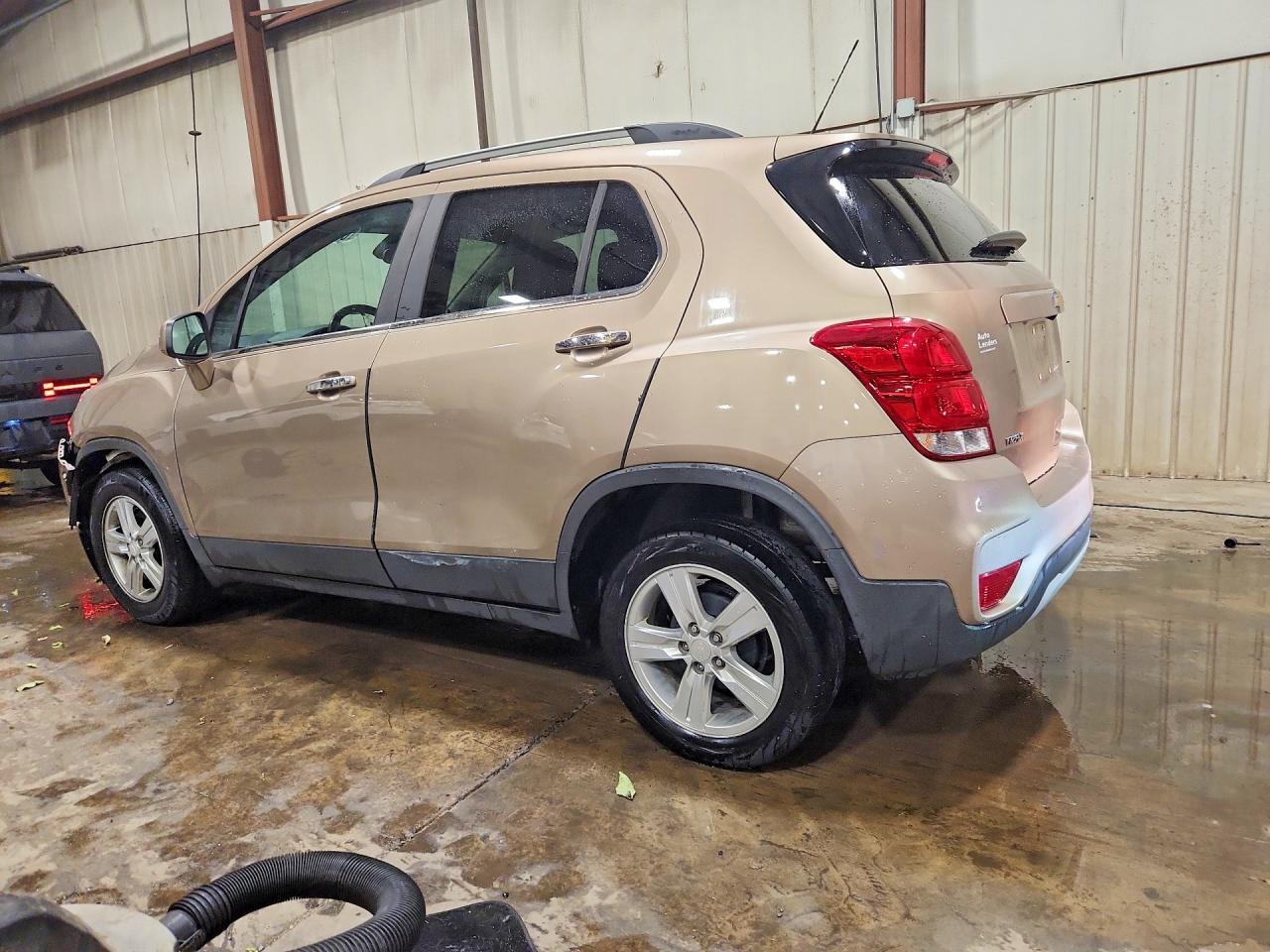 2018 CHEVROLET TRAX 1LT — снимка 2