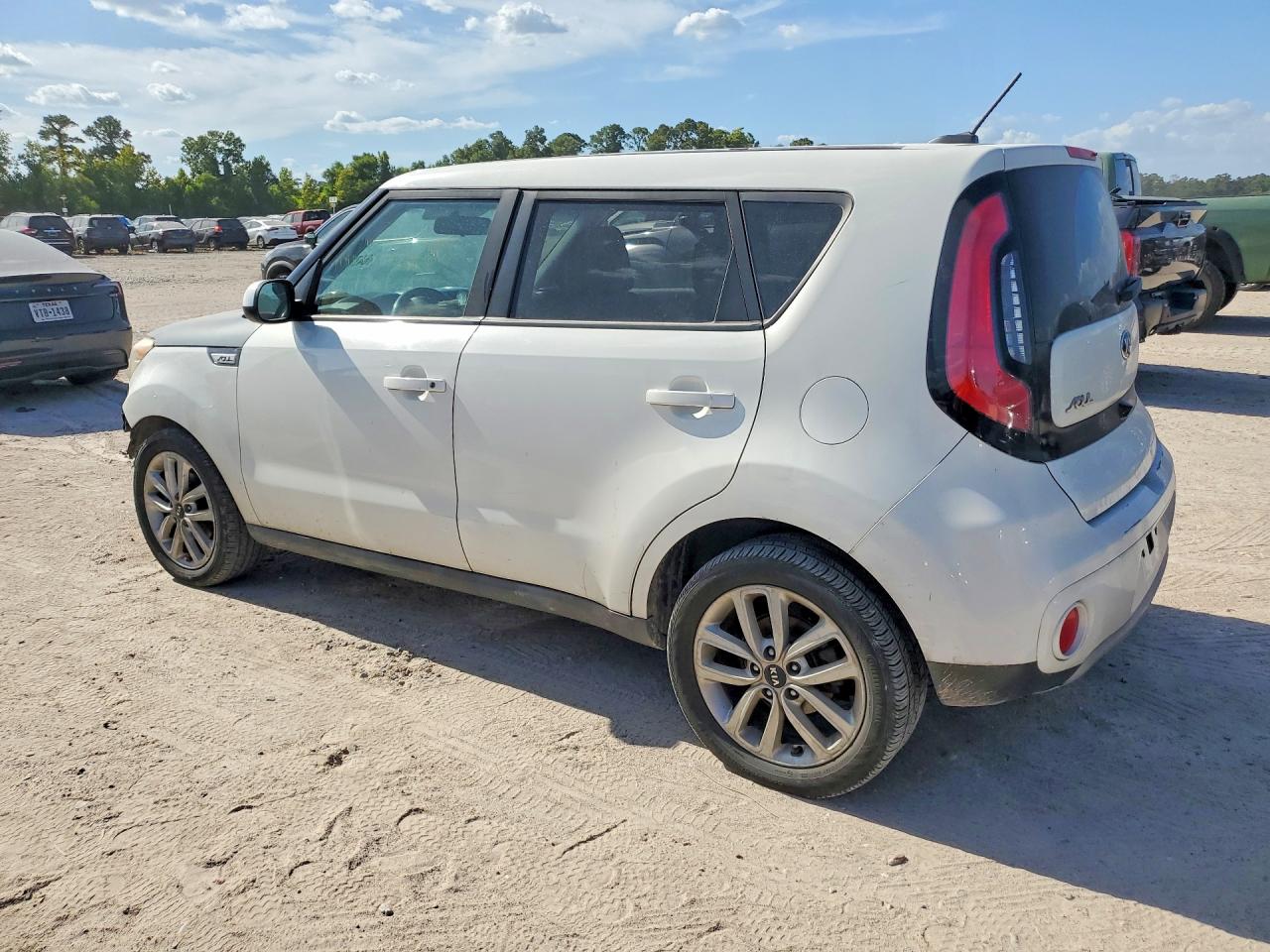 2019 KIA SOUL + — снимка 2