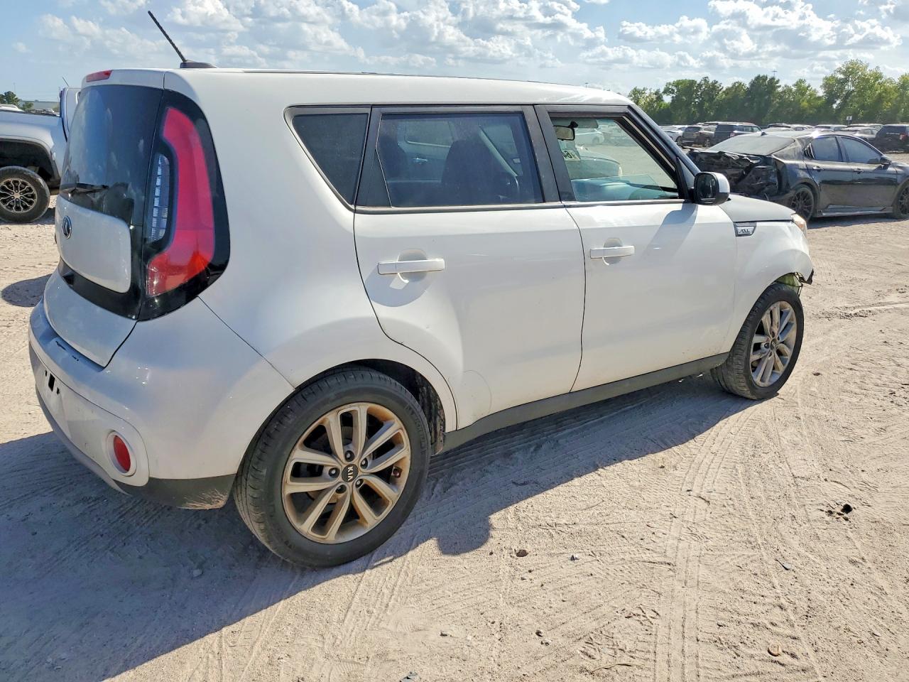 2019 KIA SOUL + — снимка 3